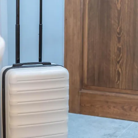 Rest In The Center Spot Apartment *