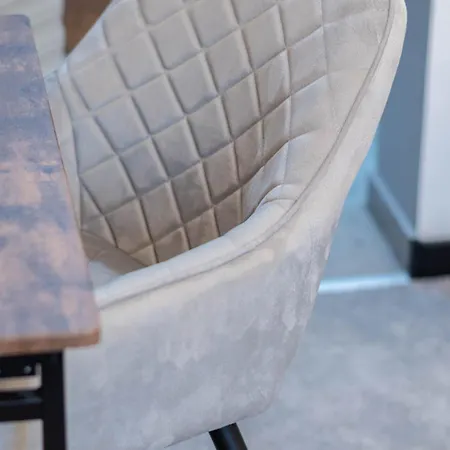 Rest In The Center Spot * Poznan