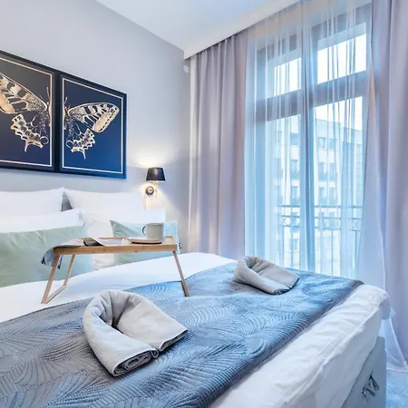 Apartment Rest In The Center Spot Poznan
