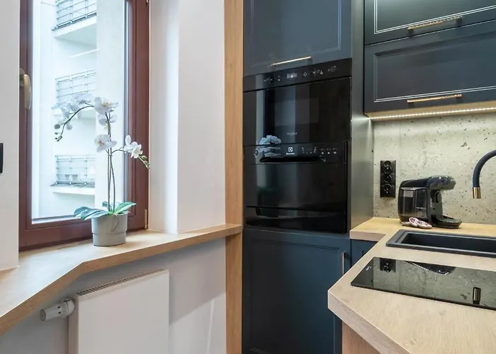 Apartment Rest In The Center Spot *